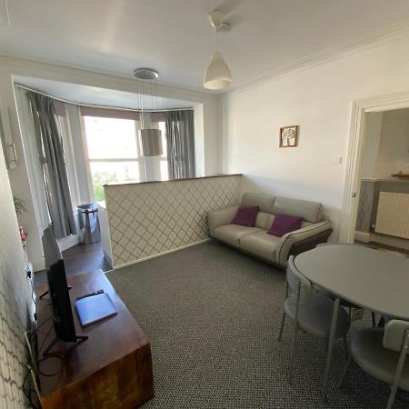 The Walnut Suite Lovely One Bedroom Flat In Stoke. Plymouth Bagian luar foto