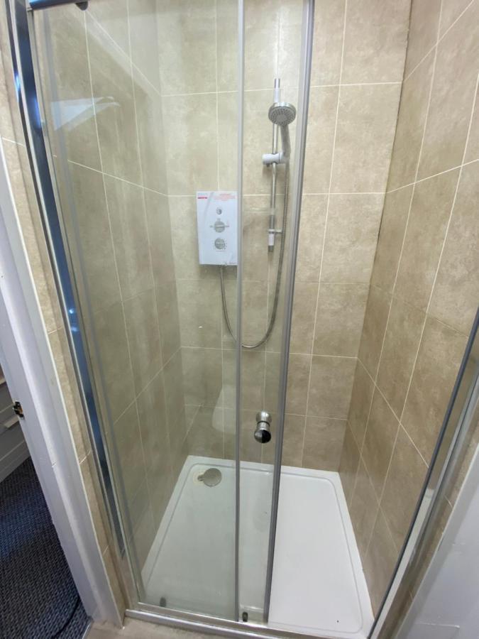 The Walnut Suite Lovely One Bedroom Flat In Stoke. Plymouth Bagian luar foto