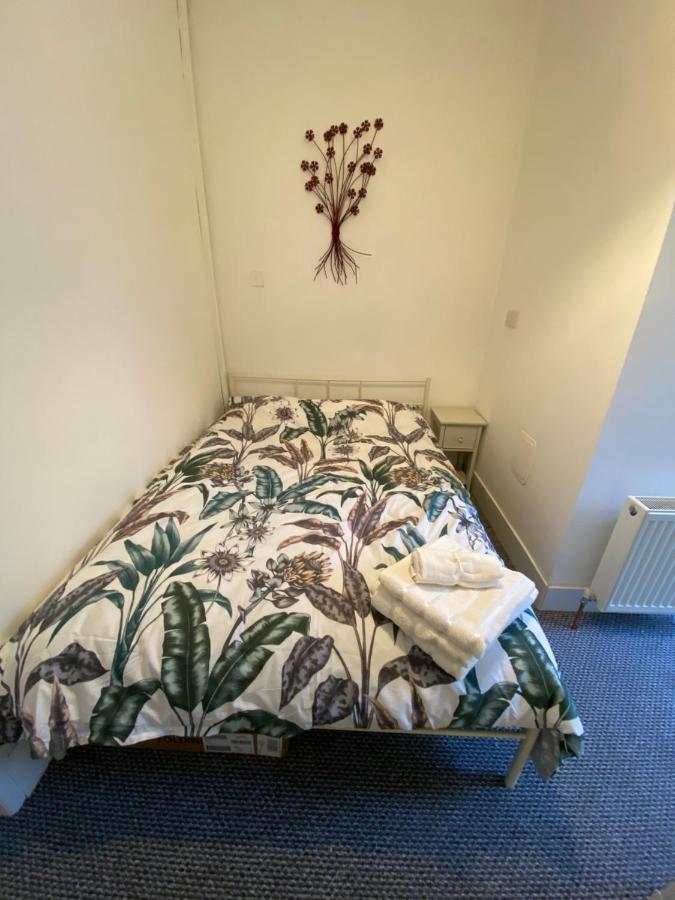 The Walnut Suite Lovely One Bedroom Flat In Stoke. Plymouth Bagian luar foto