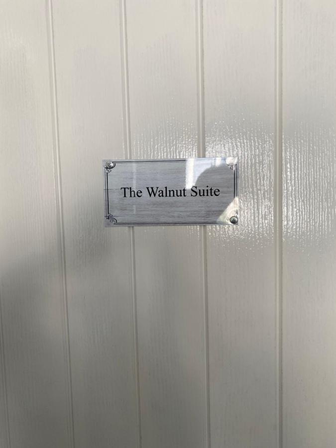 The Walnut Suite Lovely One Bedroom Flat In Stoke. Plymouth Bagian luar foto